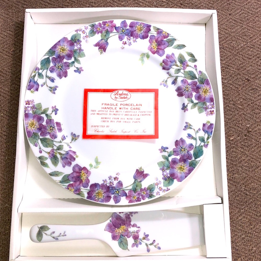Andrea By Sadek Porcelain Pie Plate with Server